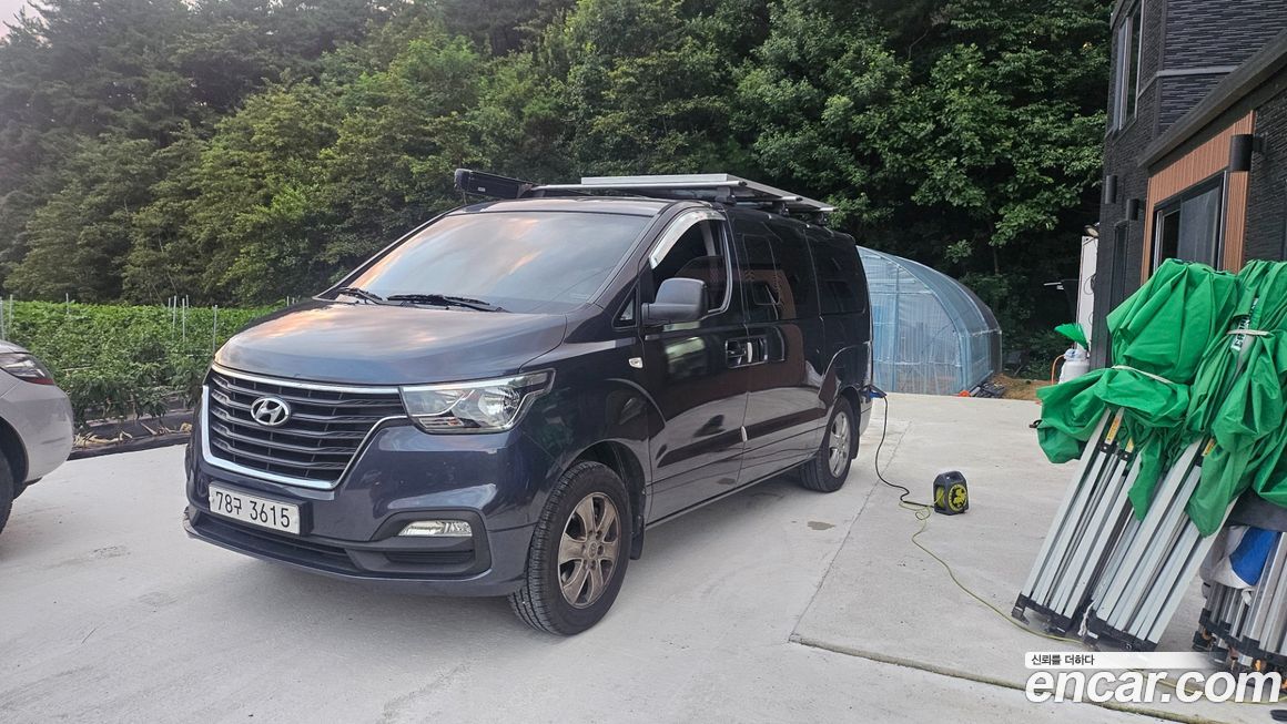 Hyundai Starex 2018