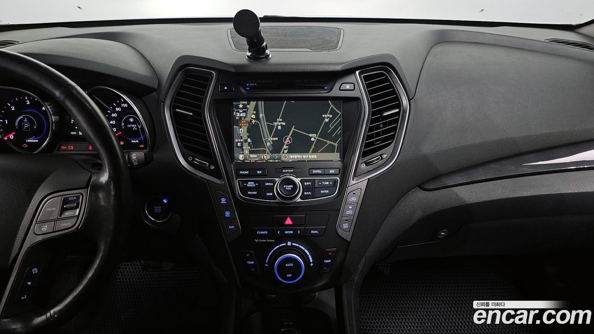 Hyundai Santafe 2015