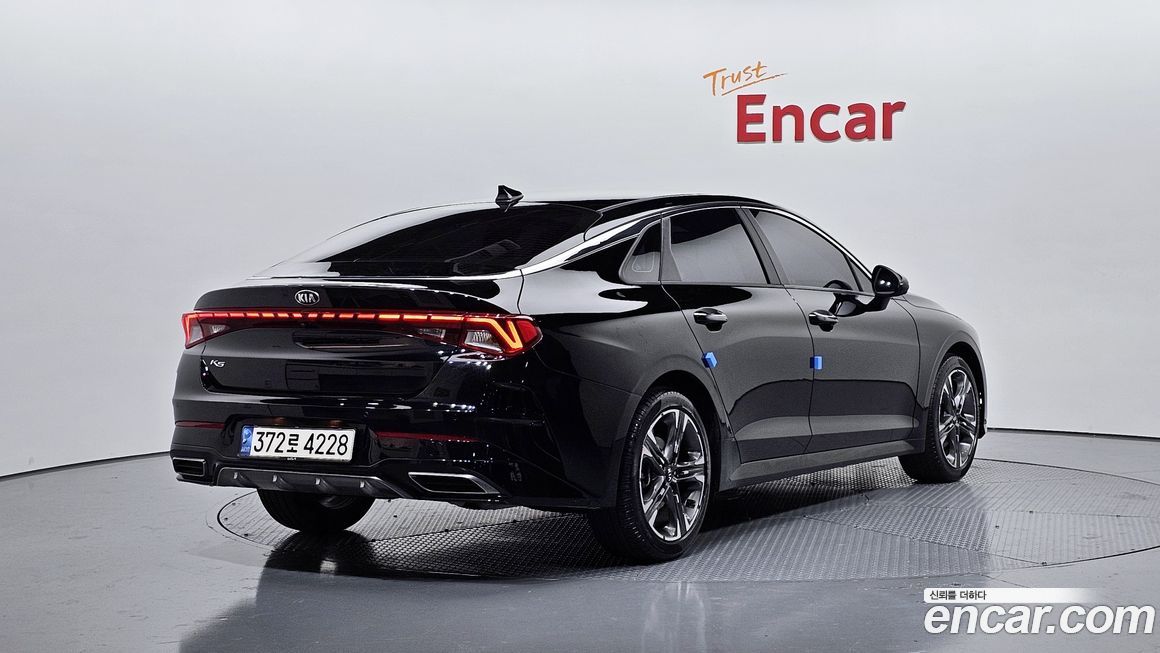 Kia K5 2021