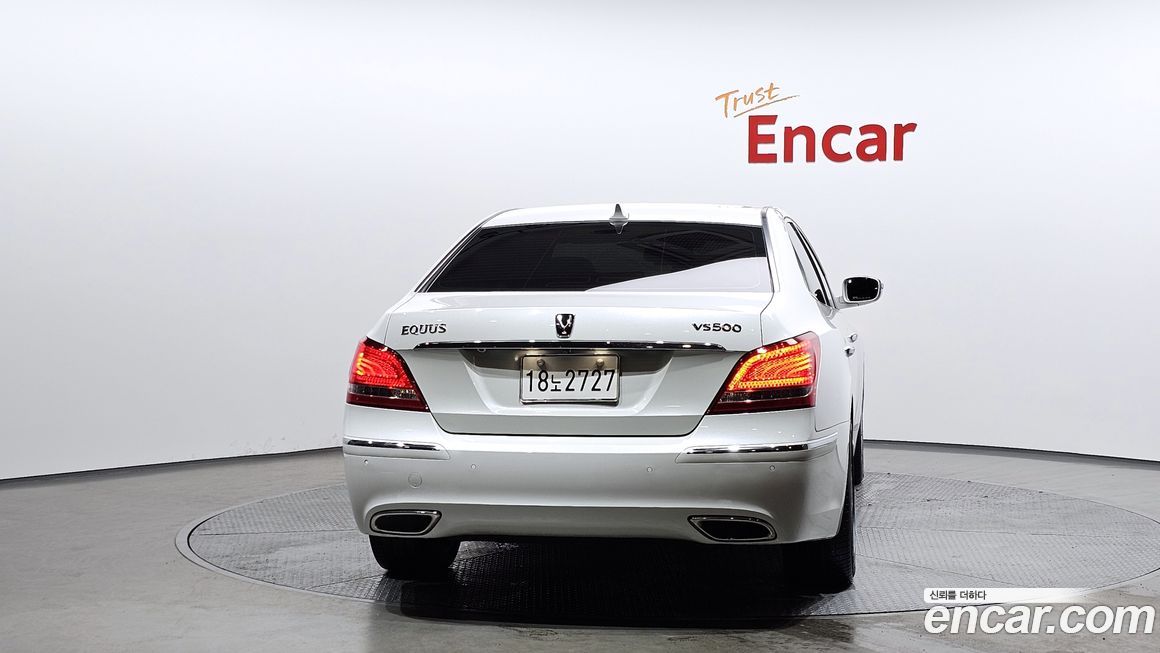 Hyundai Equus 2012