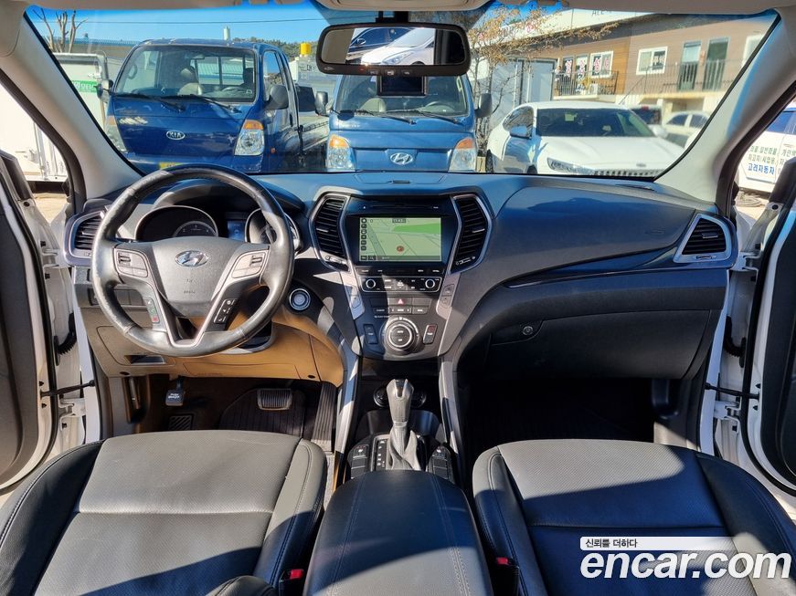 Hyundai Santafe 2015