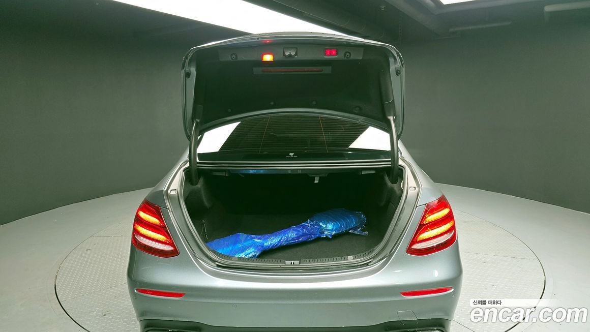 Mercedes-Benz E-Class 2018