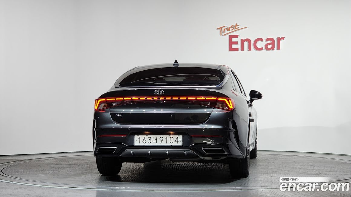 Kia K5 2021