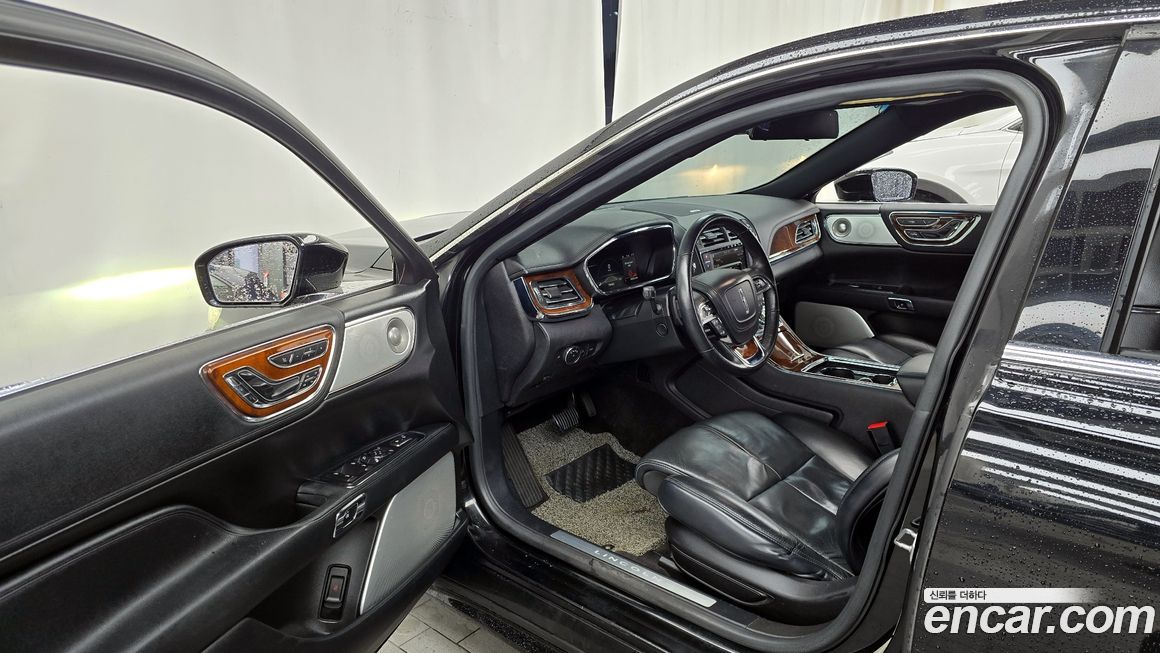 Lincoln Continental 2017