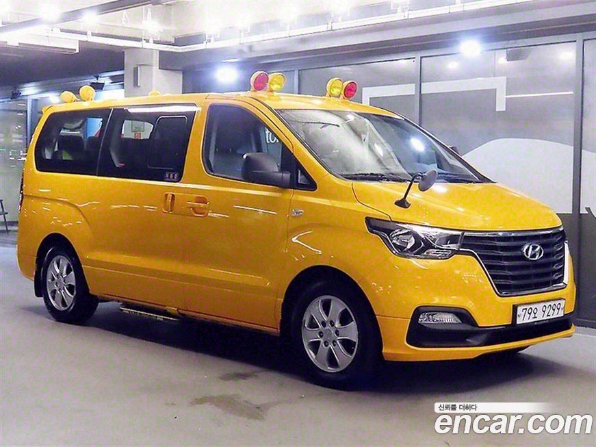 Hyundai Starex 2019