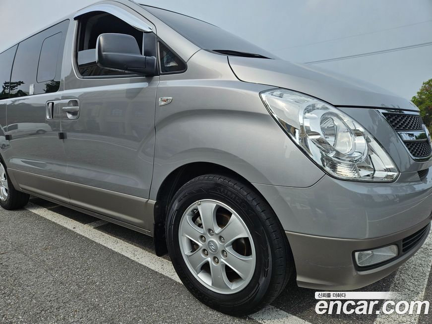 Hyundai Starex 2016