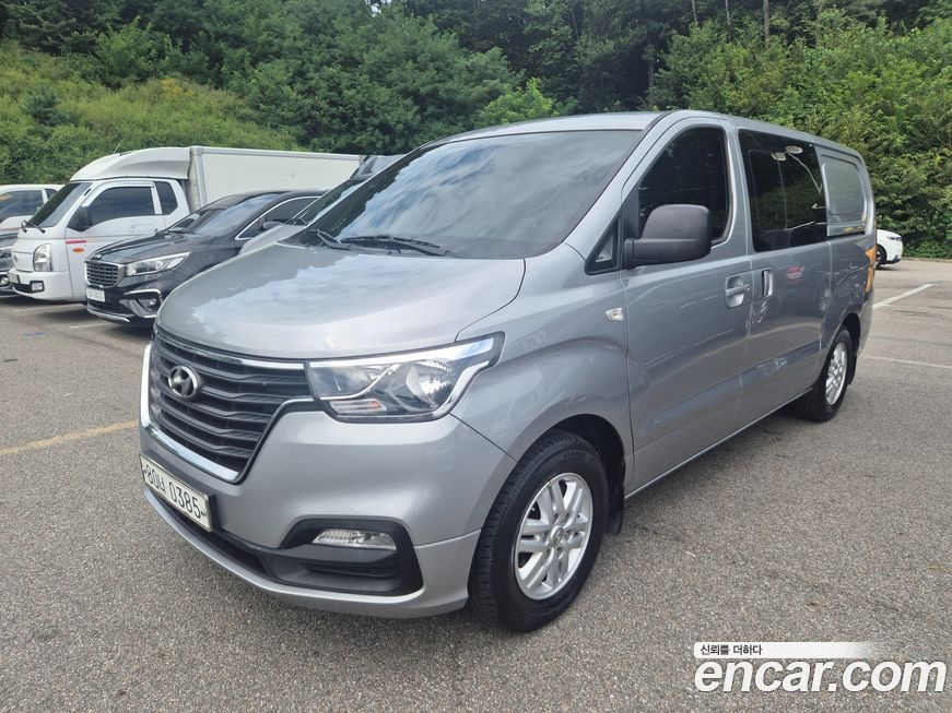 Hyundai Starex 2020