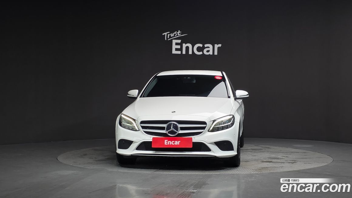 Mercedes-Benz C-Class 2019