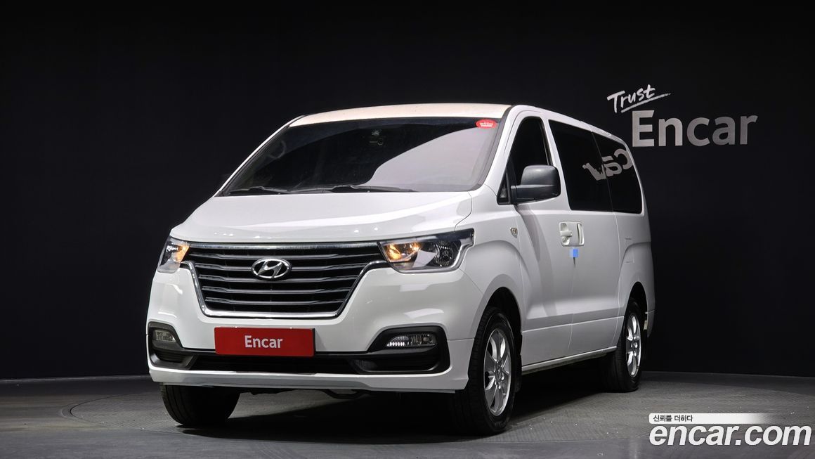 Hyundai Starex 2021