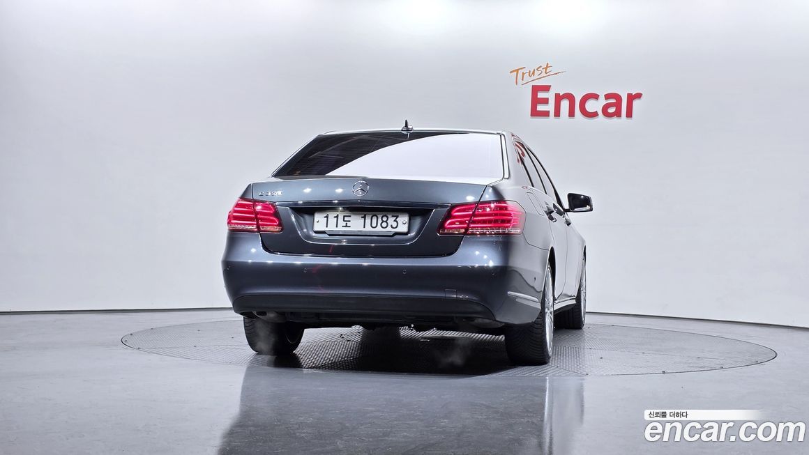 Mercedes-Benz E-Class 2016