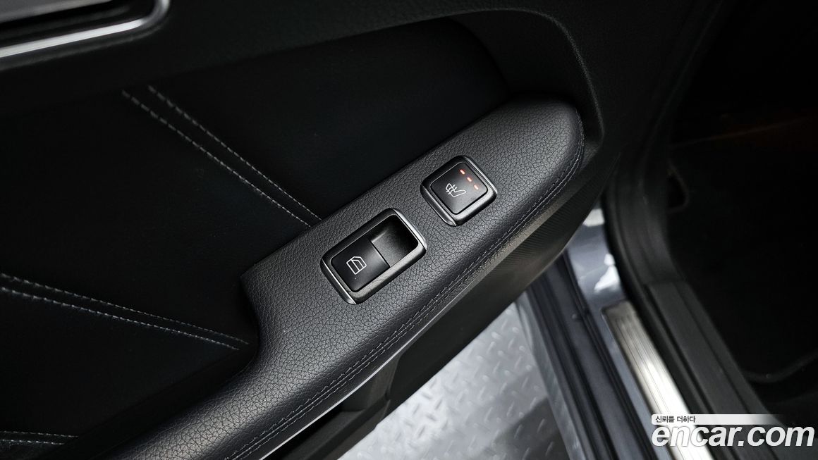 Mercedes-Benz E-Class 2016