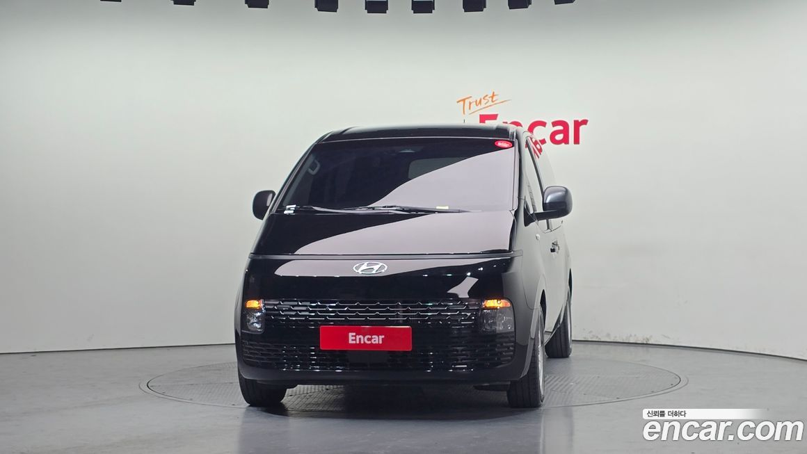 Hyundai Staria 2022
