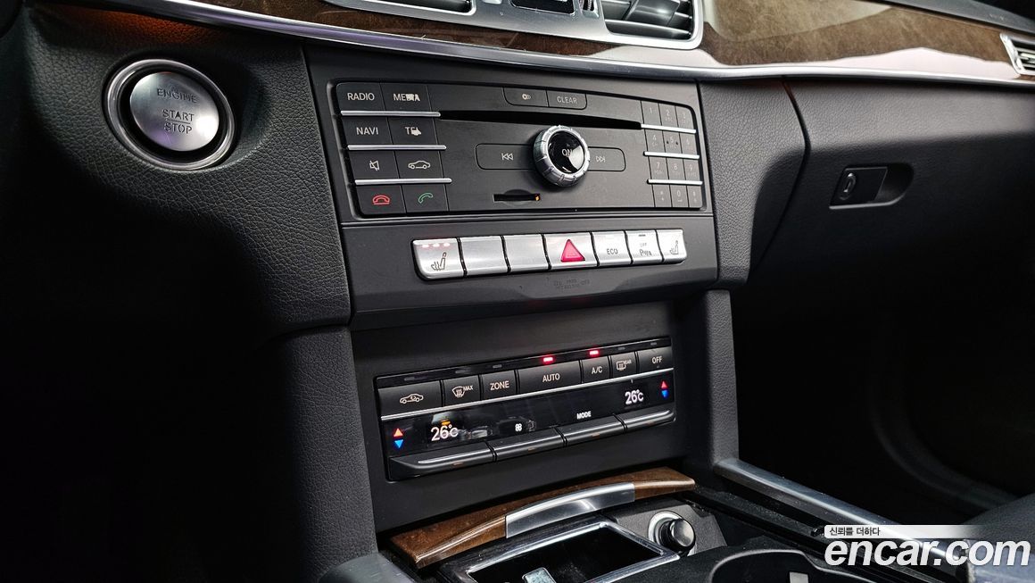 Mercedes-Benz E-Class 2016