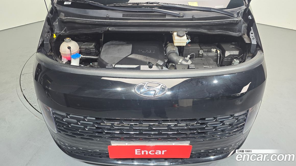 Hyundai Staria 2022