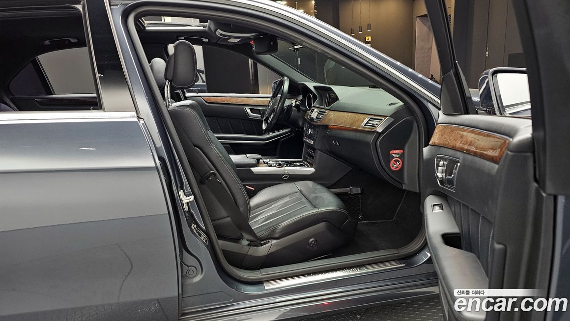 Mercedes-Benz E-Class 2016