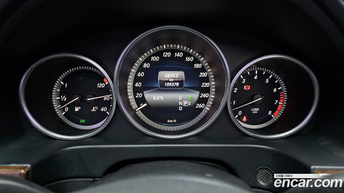 Mercedes-Benz E-Class 2016