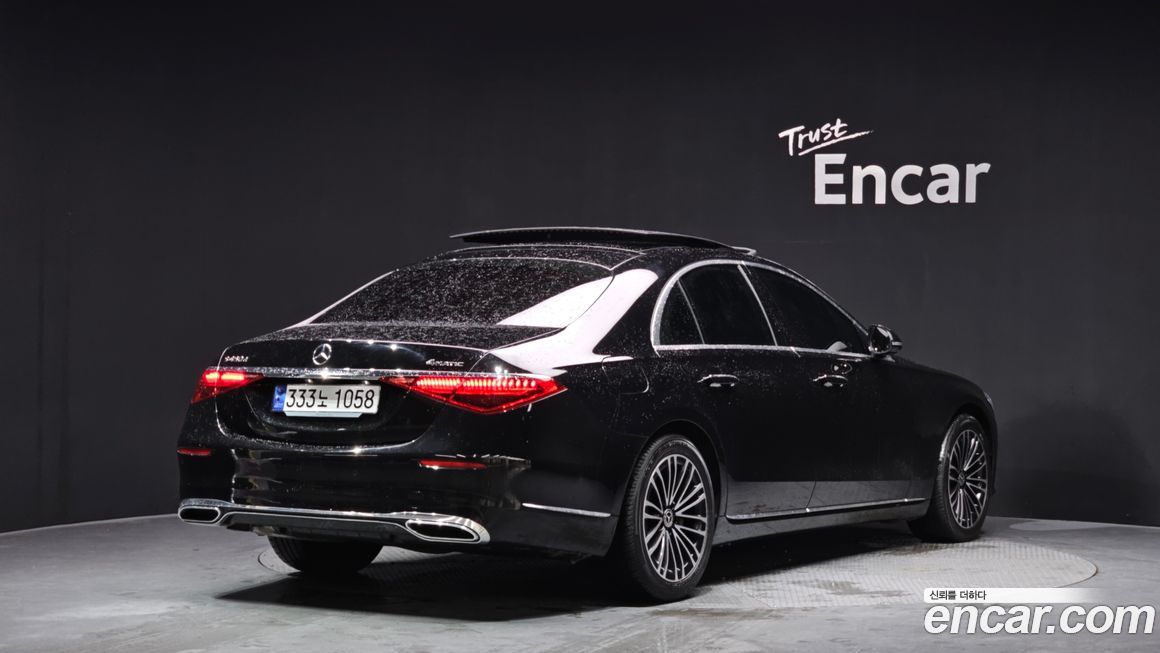 Mercedes-Benz S-Class 2024