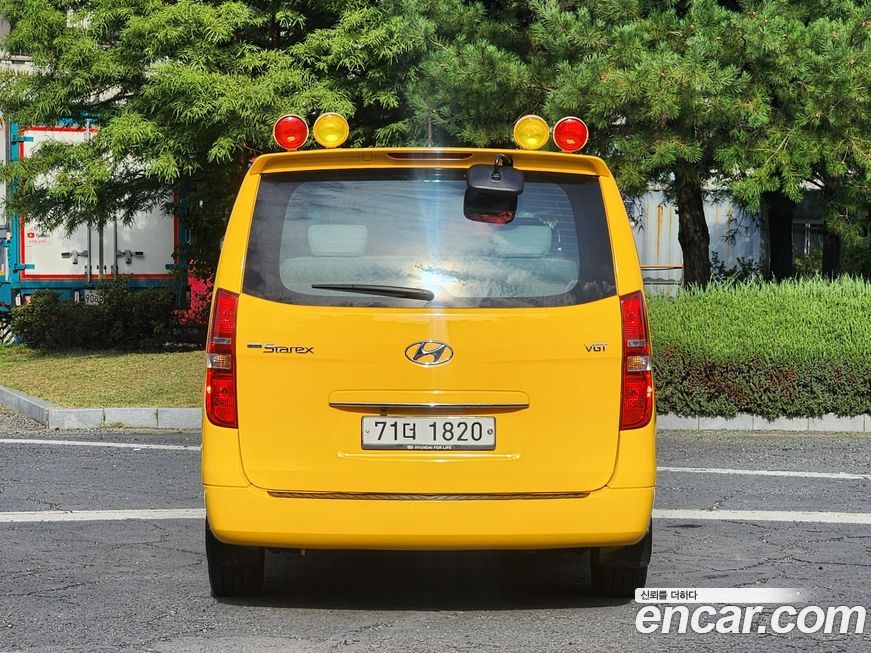 Hyundai Starex 2019
