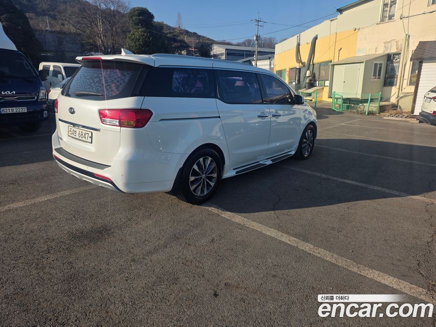 Kia Canival 2016
