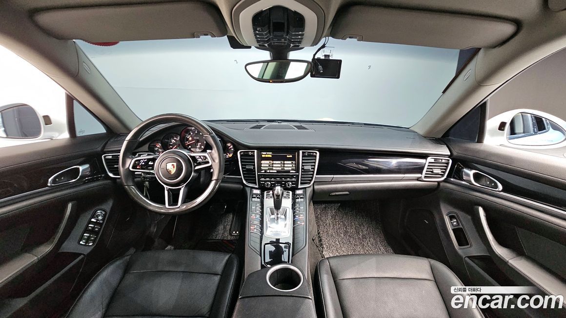 Porsche Panamera 2015