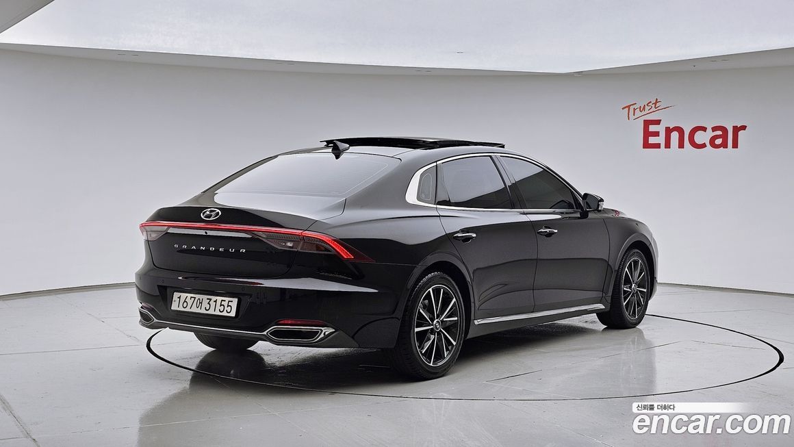 Hyundai Grandeur 2022