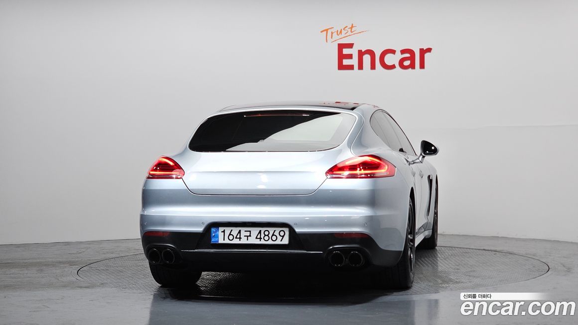 Porsche Panamera 2015