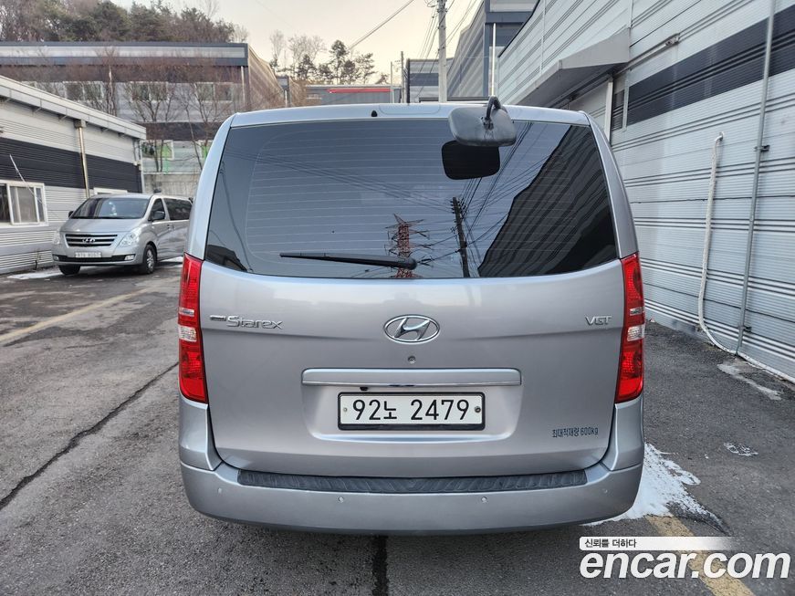 Hyundai Starex 2021