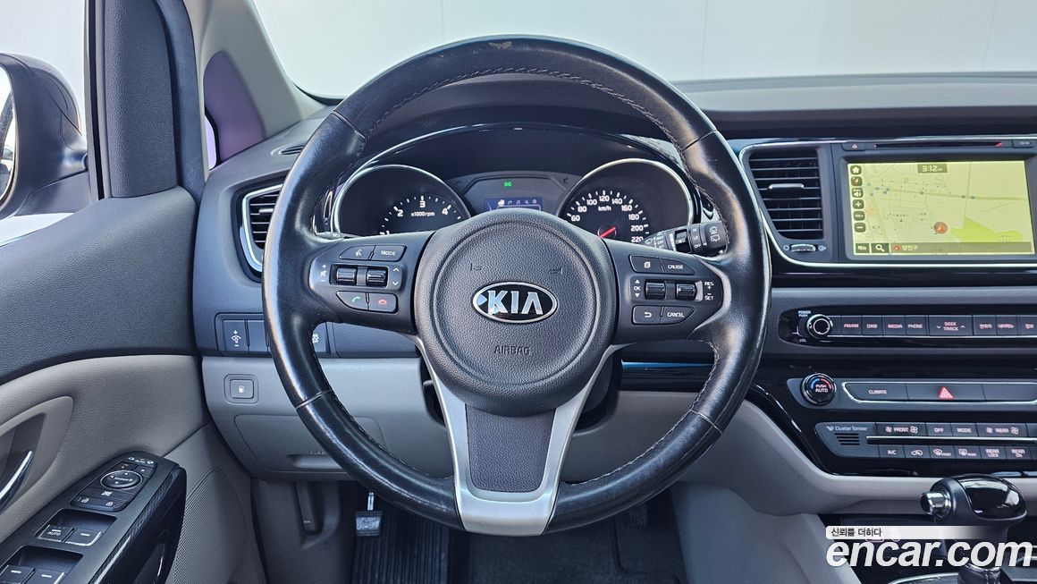 Kia Canival 2016