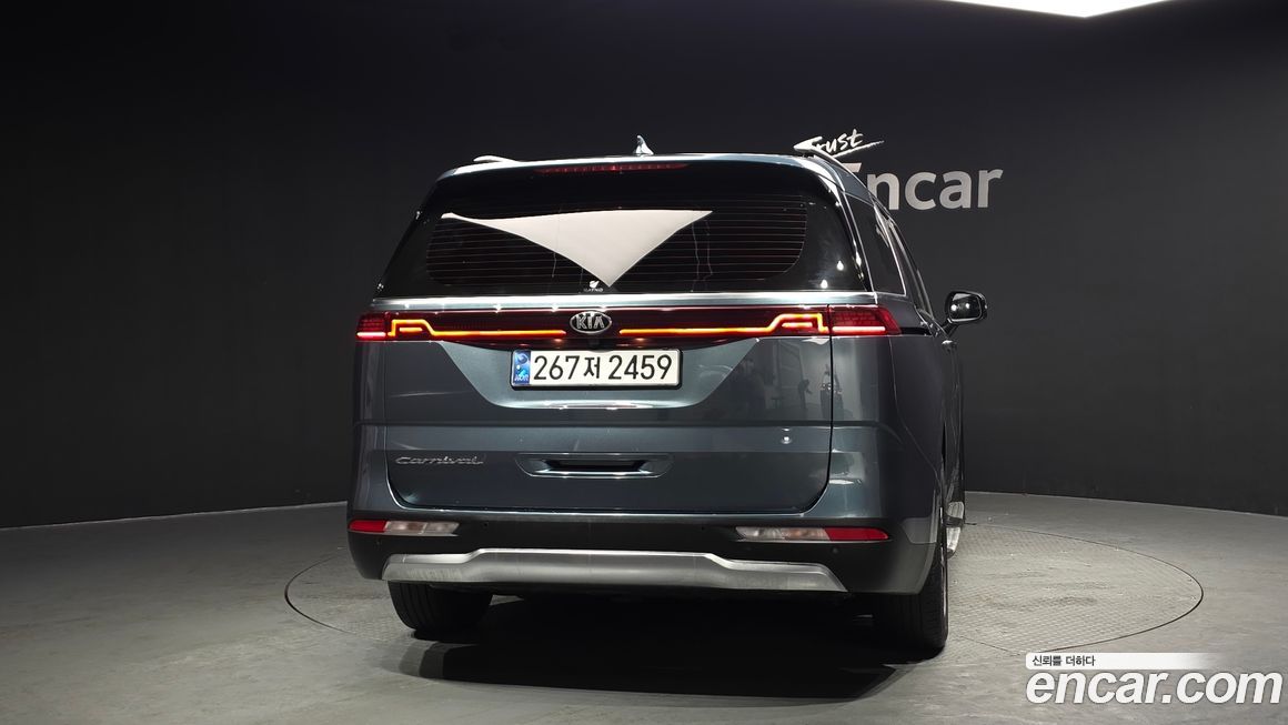 Kia Canival 2021