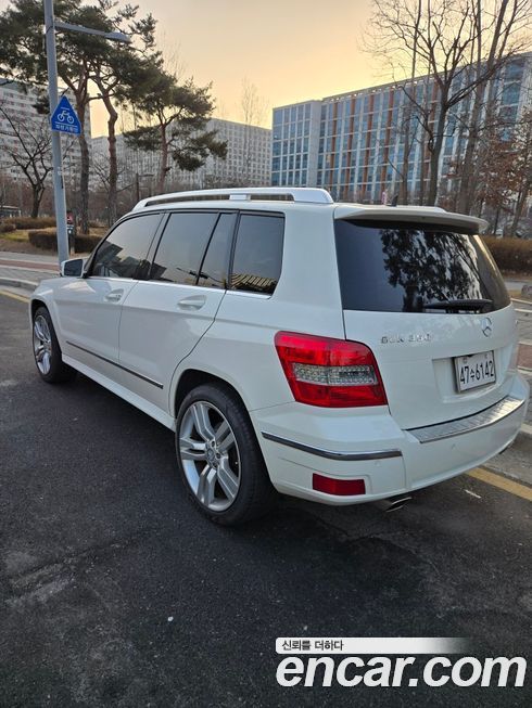 Mercedes-Benz GLK-Class 2011