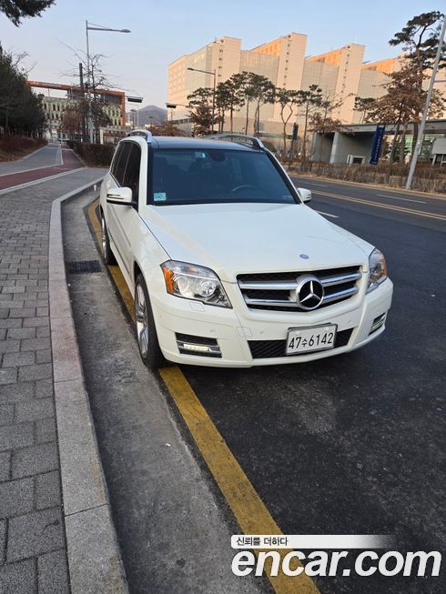 Mercedes-Benz GLK-Class 2011