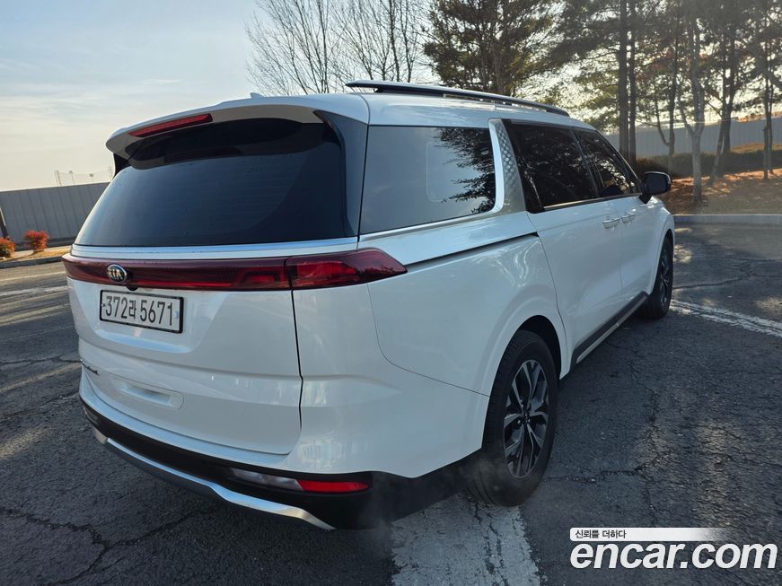 Kia Canival 2021