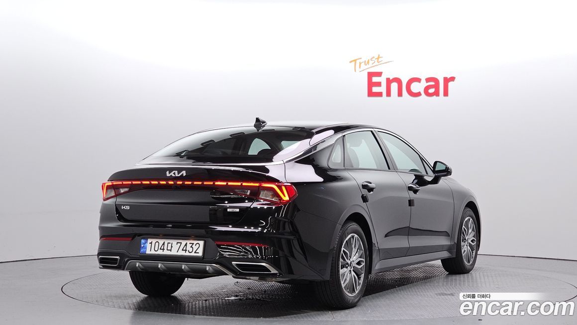 Kia K5 2023