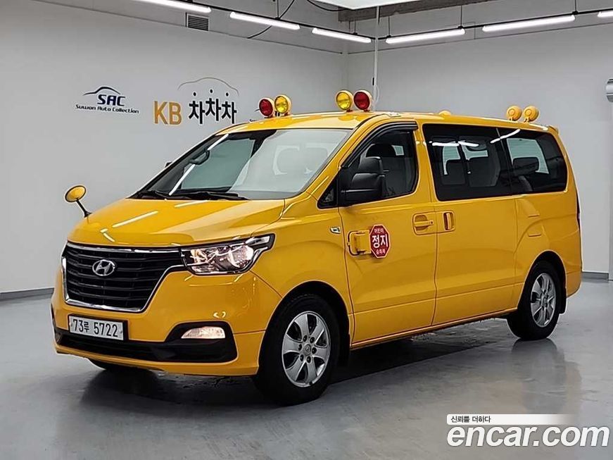 Hyundai Starex 2019