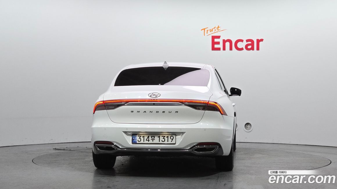 Hyundai Grandeur 2022