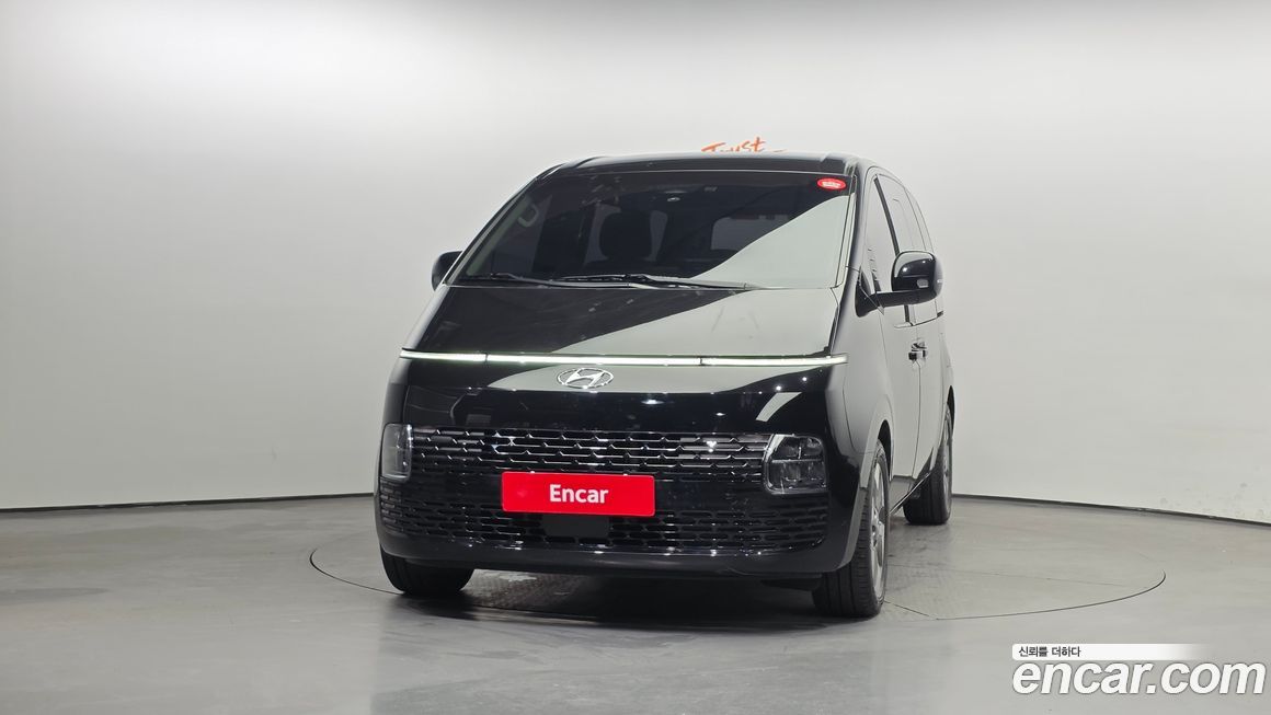 Hyundai Staria 2023
