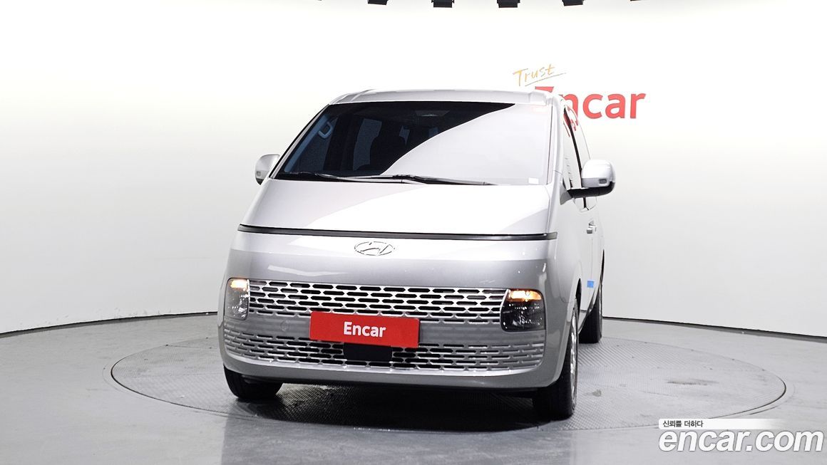 Hyundai Staria 2023