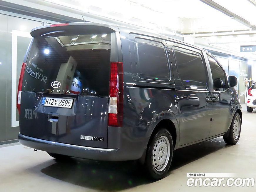 Hyundai Staria 2025