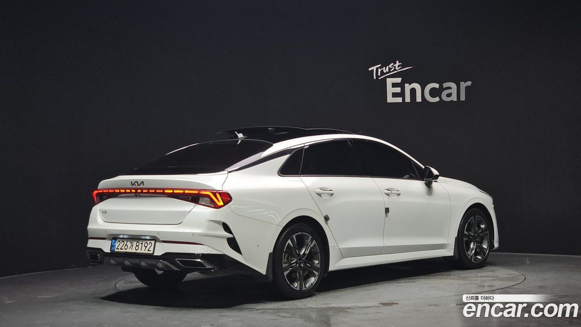 Kia K5 2023