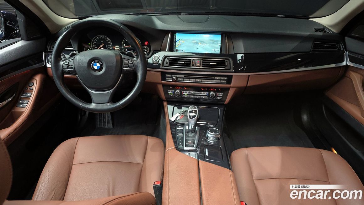 BMW 5-Series 2016
