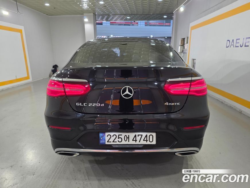 Mercedes-Benz GLC-Class 2018