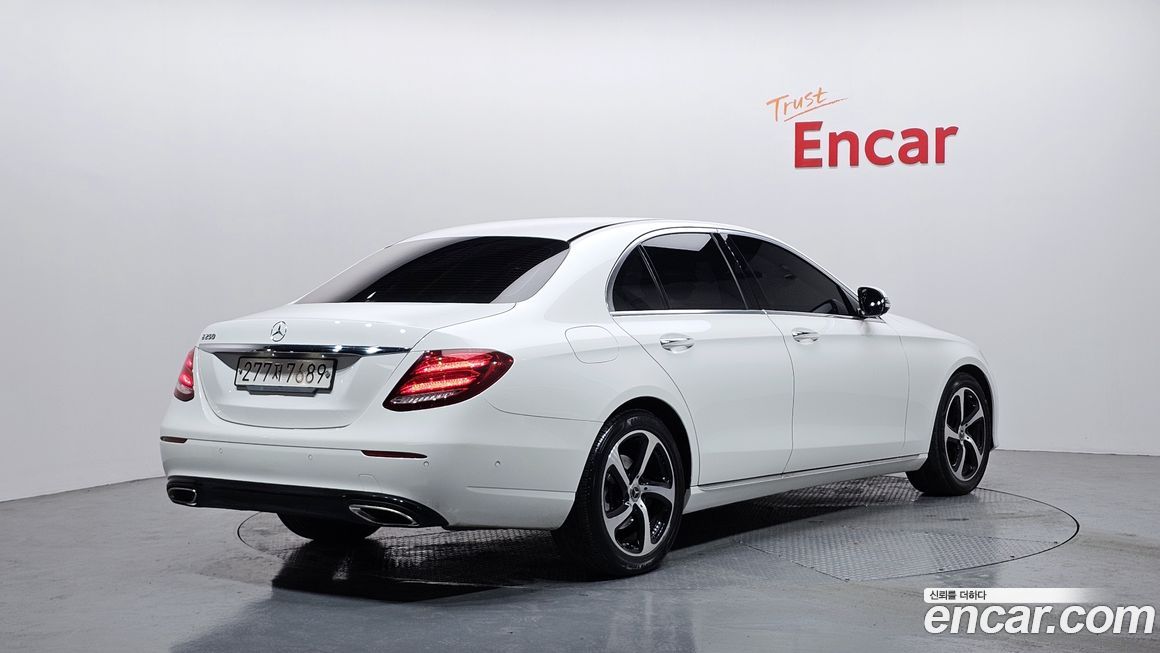 Mercedes-Benz E-Class 2020