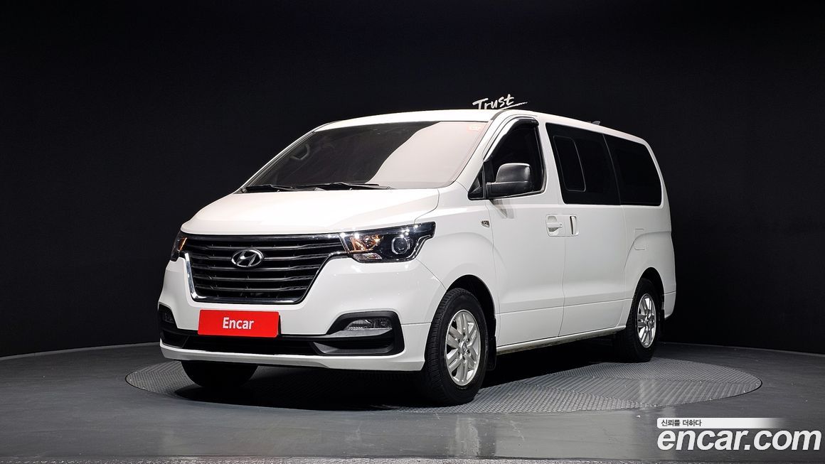 Hyundai Starex 2021