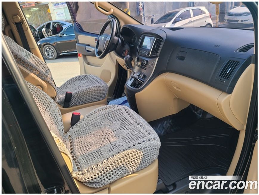 Hyundai Starex 2018