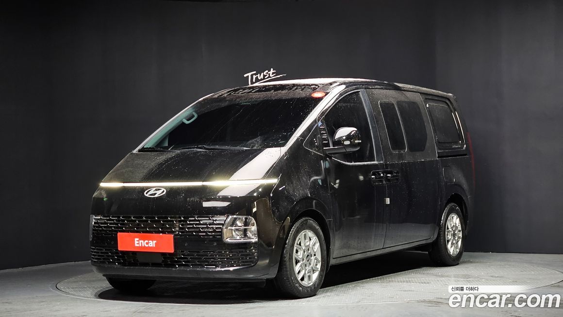 Hyundai Staria 2025