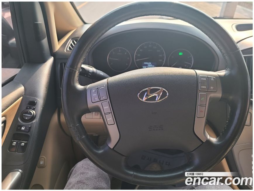 Hyundai Starex 2018