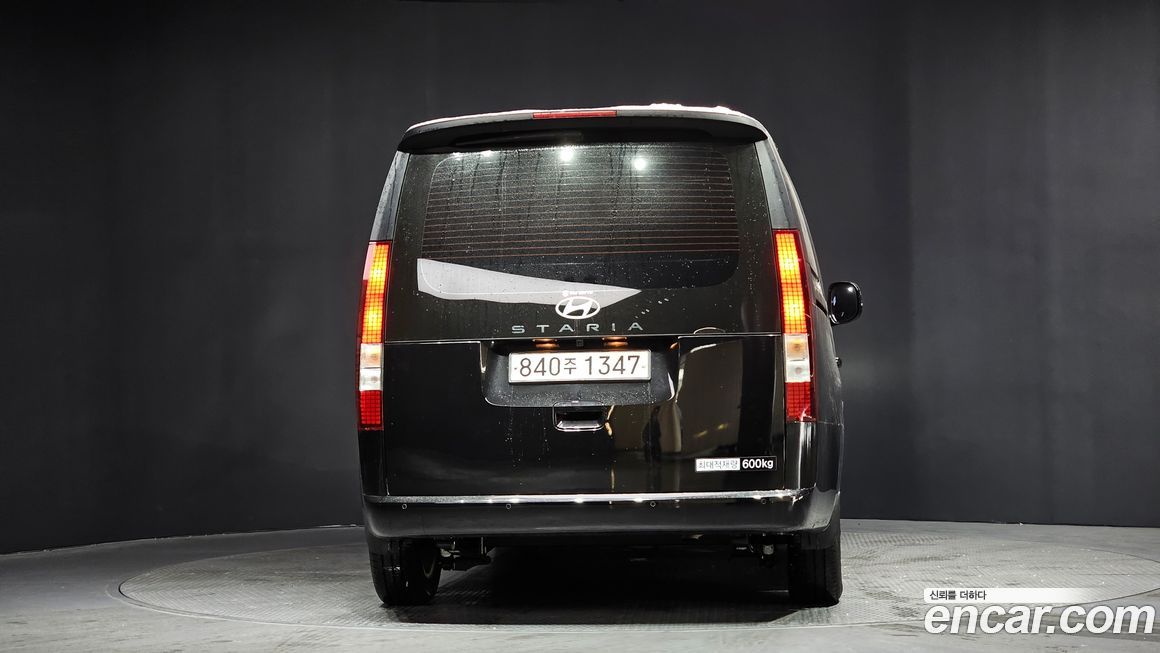 Hyundai Staria 2025