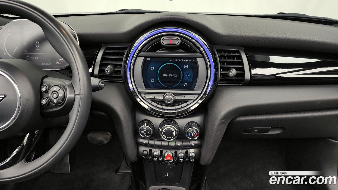 Mini Cooper Convertible 2021