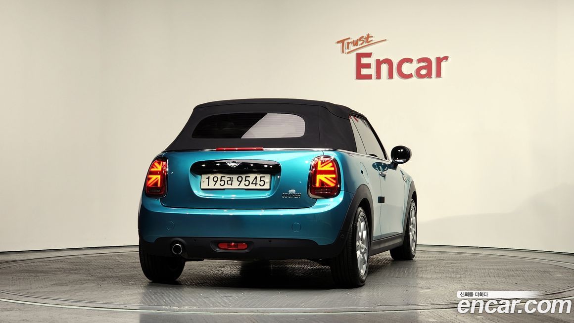 Mini Cooper Convertible 2021