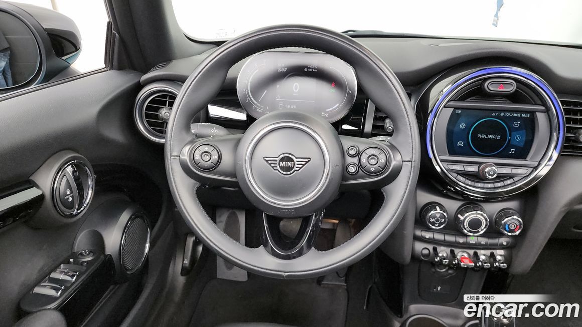 Mini Cooper Convertible 2021